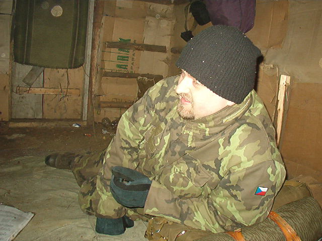 Ve srubu Hebk v lednu 2006